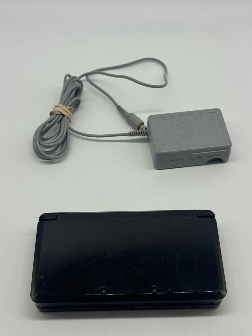 Nintendo 3DS Handheld Video Game Console Black CTR-001 (USA) w/ Charger Tested